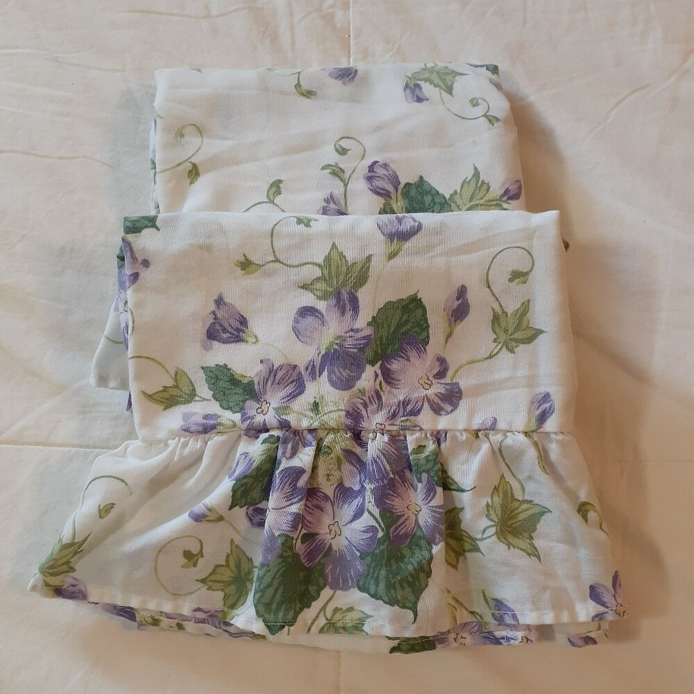 Violet Patterned Vintage Floral Pillow Shams 2 Queen Size Fairycore/ Cottagecore